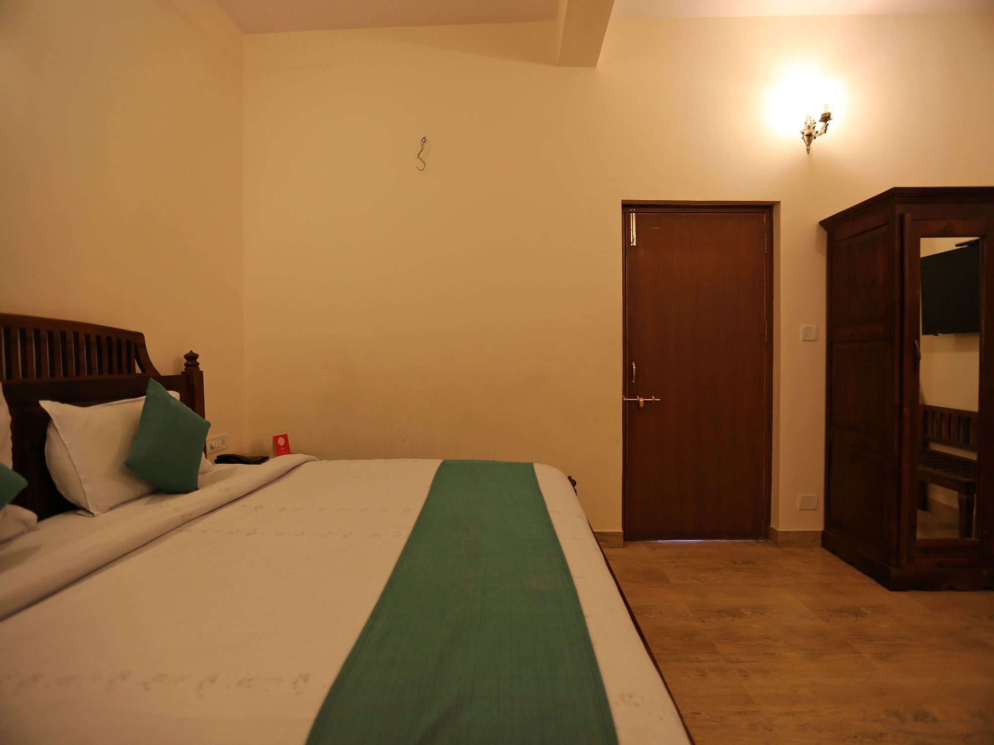 Oyo 6549 Hotel Gorbandh 아부 산 외부 사진